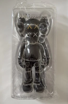 KAWS Companion Open Edition (negro) 2016 Foto 1 de 4