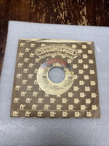 Kiss – Beth / Detroit Rock City 45s Record (1976) - Foto 1 di 24