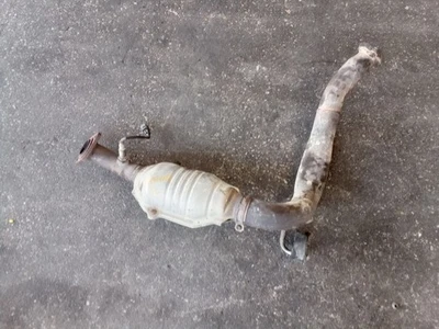 Driver Exhaust Manifold 8 Cylinder 2UZFE Engine Fits 05-09 LEXUS GX470 354450 - Image 1 of 4