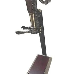 Verzierter Roger Centennial Champion Tischplatte Weinöffner Korkenzieher Standfuß - Bild 1 von 10