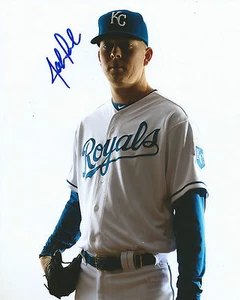 GFA Kansas City Royals JOHN LAMB Signed 8x10 Photo J1 COA - Picture 1 of 1