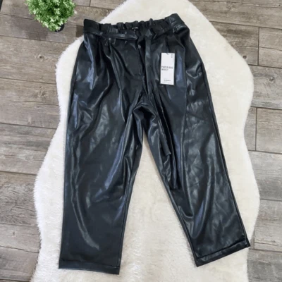 Pantalones de imitación de cuero con cintura bolsa de papel negra casi famosos, talla 3X nuevos con etiquetas Foto 1 de 4