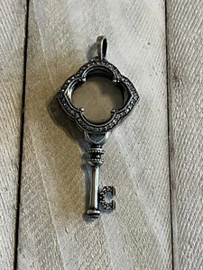 Origami Owl Convertible Key Living Locket NEW - Picture 1 of 9