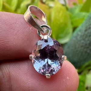 10.40 CT Color-Change Alexandrite Pendant–Certified Natural Gemstone Silver 925 - Picture 1 of 5