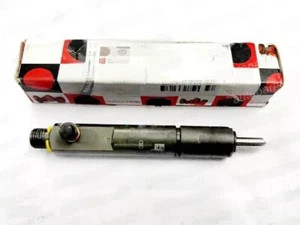 006006124B91 Fuel Injector For Mahindra Tractor 3825 4025 4525 - Picture 1 of 7