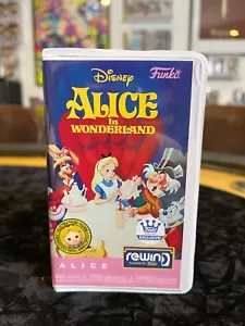Funko Blockbuster Rewind Disney Alicia en el País de las Maravillas - Funko Shop Ex. 2023 Común - Imagen 1 de 7