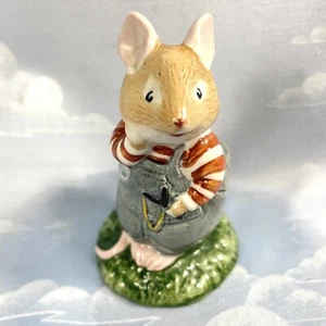 1982 Royal Doulton Brambly Hedge Collection “Wilfred Toadflax” Mouse Figurine - Picture 1 of 9