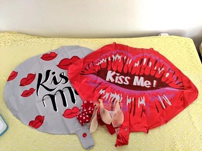 9pcs Kiss Me Red Lip Helium Balloon For Love Valentine Wedding Party Decoration - Image 1 of 4