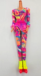 Mattel Barbie Hot Skatin Barbie vestito solo lama a rullo Unitard - Foto 1 di 5