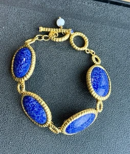Vintage Metropolitan Museum of Art signed MMA Blue Cabochon Toggle Bracelet C - Picture 1 of 23