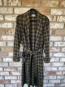 Pendleton Vintage 80's Men's Green Tartan Plaid 100% Virgin Wool Bath Robe Sz M  - Picture 1 of 8