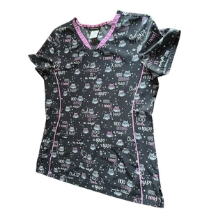 Owl Scrub Top Heart Soul Women's Large Hoo Needs A Nap Print V-Neck Pink Black - Picture 1 of 9