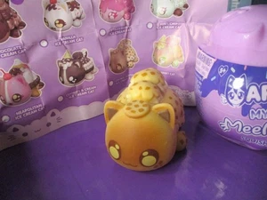 NEW Aphmau Mystery MeeMeows Ice Cream Treat Squishy Figure Cookie Dough Cat NIOB - Picture 1 of 6