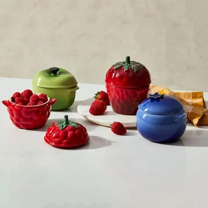 🥣 LE CREUSET Stoneware Fruit & Vegetable Mini Cocotte- Final Sale! - Picture 1 of 6