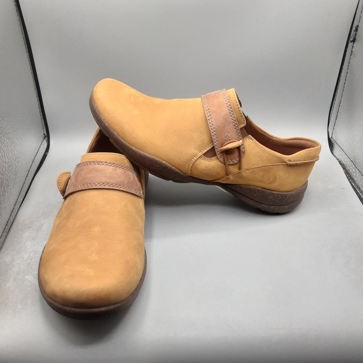 Preços baixos em Tênis Slip On Clarks Conforto Sólido para Preços baixos em Tênis Slip On Clarks Conforto Sólido para