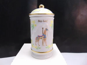Yellow Lenox Fine Porcelain 1993 Spice Carousel Bay Leaf Spice Jar ,,,,,,,,,,RM7 - Bild 1 von 2