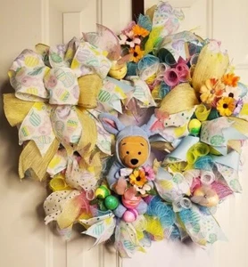 "Pooh Loves Easter Too" 1999 Beanie Baby, uova, farfalle, fiori corona 20" - Foto 1 di 8