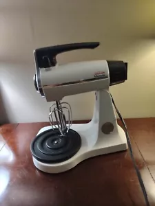 Vintage Sunbeam Mixmaster 12-Speed Kitchen Stand Mixer Model 2360 Tested Working - Picture 1 of 19