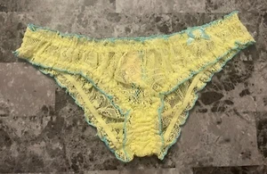 VICTORIA'S SECRET SEXY LITTLE THINGS M YELLOW LACE RUFFLE BLOOMER RARE PANTIES - Picture 1 of 4