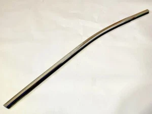 Original Nissan Qashqai J11 82820-4EA0A Window shaft chrome - Picture 1 of 9