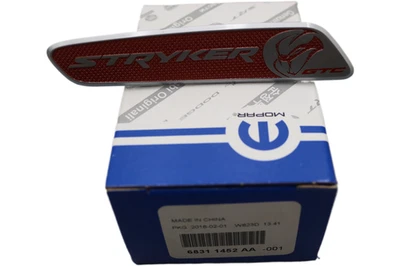 68311452AA NUEVO FABRICANTE DE EQUIPOS ORIGINALES 2017 DODGE VIPER GTC STRYKER PLACA DE IDENTIFICACIÓN INTERIOR INSIGNIA Foto 1 de 4