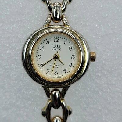 Q&Q Women Watch 24mm Round White Dial Two Tone Band 6.8" , New Battery * - Image 1 of 4