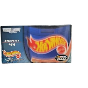 HOT WHEELS RACING CREW'S CHOICE #44 KYLE PETTY NASCAR 2000 NEW IN  BOX - Picture 1 of 10