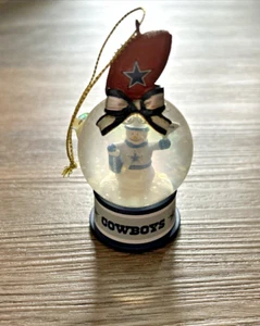 VINTAGE DALLAS COWBOYS DANBURY MINT SNOW GLOBE ORNAMENT COLLECTION 3.5" W/TAG - Picture 1 of 7