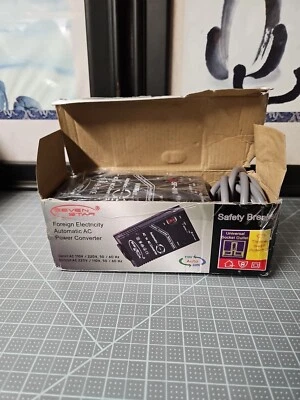 Seven Star SF500 500W 110v/220v 220v/110v Step Up/Down Auto Transformer adapter - Image 1 of 4