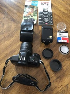 macchina fotografica analogica Canon EOS 850 ed accessori - Foto 1 di 7