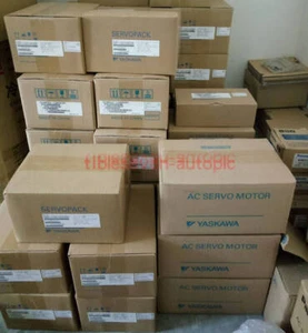 One YASKAWA AC SERVOMOTORE SGM-01U3AP01 Nuovo - Foto 1 di 1