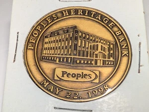 PEOPLE Heritage Bank Lewiston Maine restauración del edificio Bates Mill #7 - Imagen 1 de 13