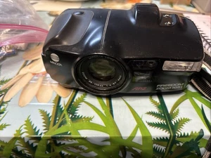 Minolta Brand Freedom Zoom 105i 35mm 105mm Film Camera Black APZ Flash Strap - Picture 1 of 4