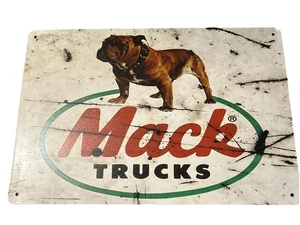 Letrero de hojalata de metal para decoración de pared de garaje taller de reparación de semi distribuidor con logotipo retro de camión Mack - Imagen 1 de 1