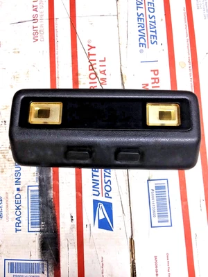 Isuzu Amigo, camioneta 1989-93 luz de mapa domo negro Foto 1 de 4