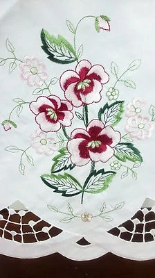 Mantel Satinado Bordado Borgoña Rojo Rosa 33" Tela Redonda Bordado Blanco Foto 1 de 4