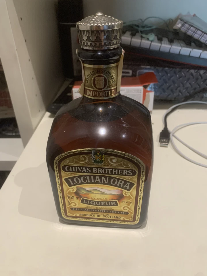 RARE - Chivas Regal Lochan Ora Liqueur - Ottime Condizioni - Immagine 1 di 1