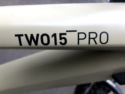 Cube Downhill bike 27,5 zoll Two 15 Pro, Rahmen XL, Farbe Sand‘N'Black - Bild 1 von 4