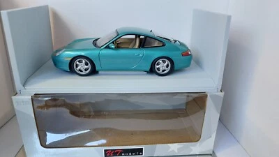 UT Models 1:18 Porsche 996 Coupe Met Green in Box - Immagine 1 di 4
