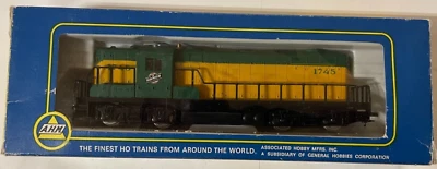 AHM HO #5012B - GP-18 Diesel Locomotive - Chicago and Northwestern #1745 - Image 1 of 3