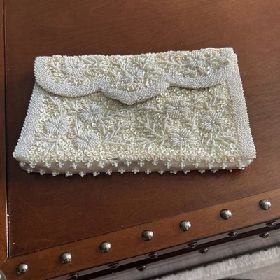 VTG 1950’s K. Gimbel Beaded Clutch Snap Closure Made In Hong Kong - Image 1 of 4