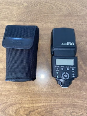 Canon 430EX II Speedlite Shoe Mount Flash For Parts - Image 1 of 3