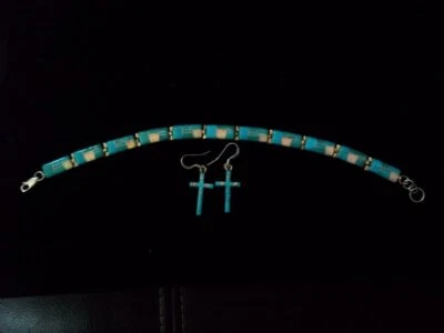 Pulsera y pendientes Bella Durmiente turquesa y ópalo sintético. Foto 1 de 4