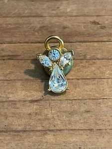 PEQUEÑO BROCHE/PIN/COLGANTE GT Transparente Estrás Acentos ÁNGEL ORNAMENTADO CON HALO - Imagen 1 de 3
