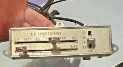 Oldsmobile Cutlass/442 1970-72 control de calefacción con aire acondicionado OEM 4 restauración Foto 1 de 4