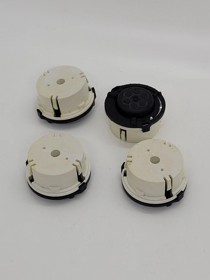 Dual CS1268 Turntable Adjustable Feet Only ( X4 ) / Z1 - Image 1 of 1