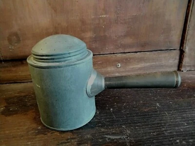 VERY NICE ANTIQUE PEWTER&TIN SUGAR SHAKER WITH HANDLE, M/'KREAMER' OLD PATINA - Image 1 of 4