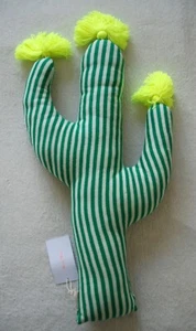 Meri Meri Bio Baumwolle gestrickt gestreift grün blühend Kaktus Kissen 60x30cm - Bild 1 von 5