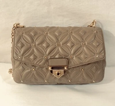 Bolso de hombro Michael Kors SoHo grande acolchado con tachuelas de cuero sintético Foto 1 de 3