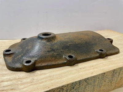 Cadillac LaSalle 1937-1940 transmisión estándar bandeja inferior placa de acero fundido. Foto 1 de 4